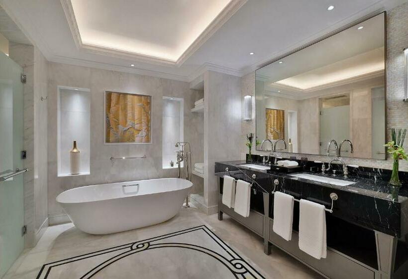 هتل The Ritzcarlton, Amman