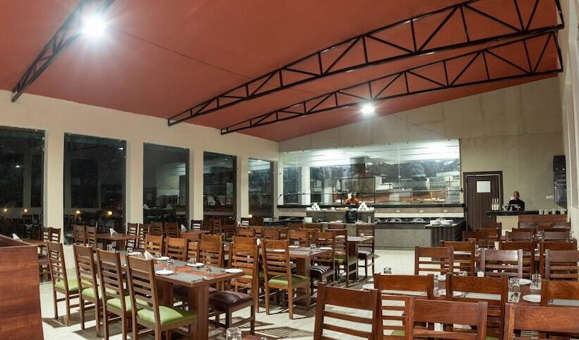 בית מלון כפרי The Tattwaa Corbett Spa & Resort