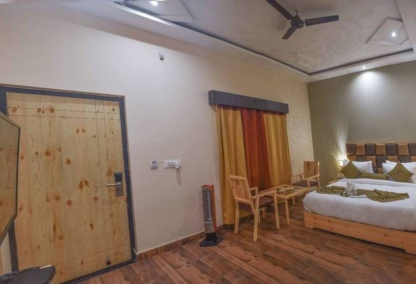 בית מלון כפרי The Tattwaa Corbett Spa & Resort