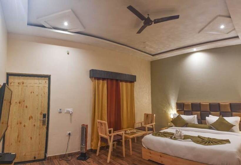 בית מלון כפרי The Tattwaa Corbett Spa & Resort