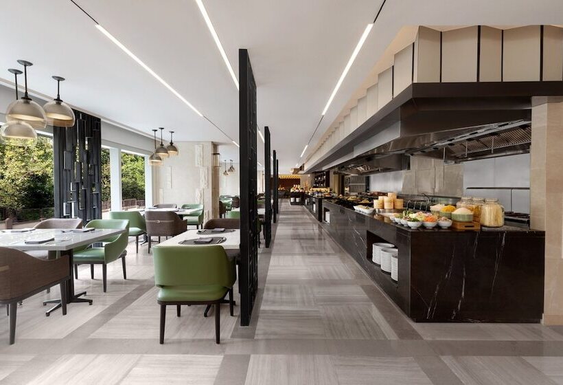 هتل The Westin Manila