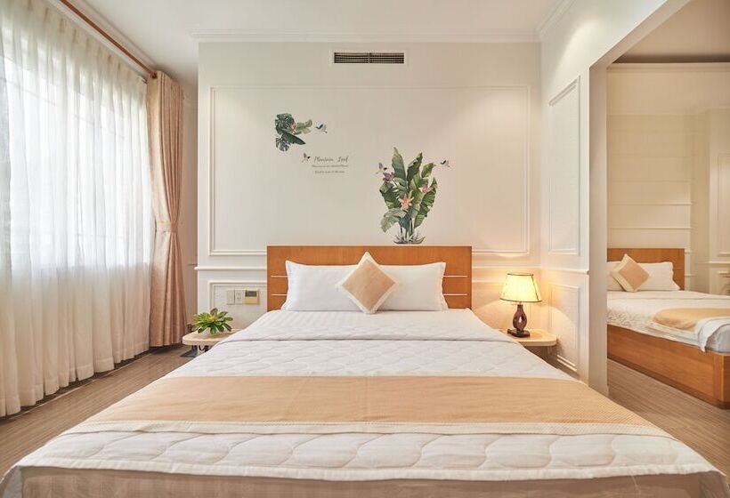 Bin Bin 10   Mimosa Hotel Near Tan Son Nhat Airport