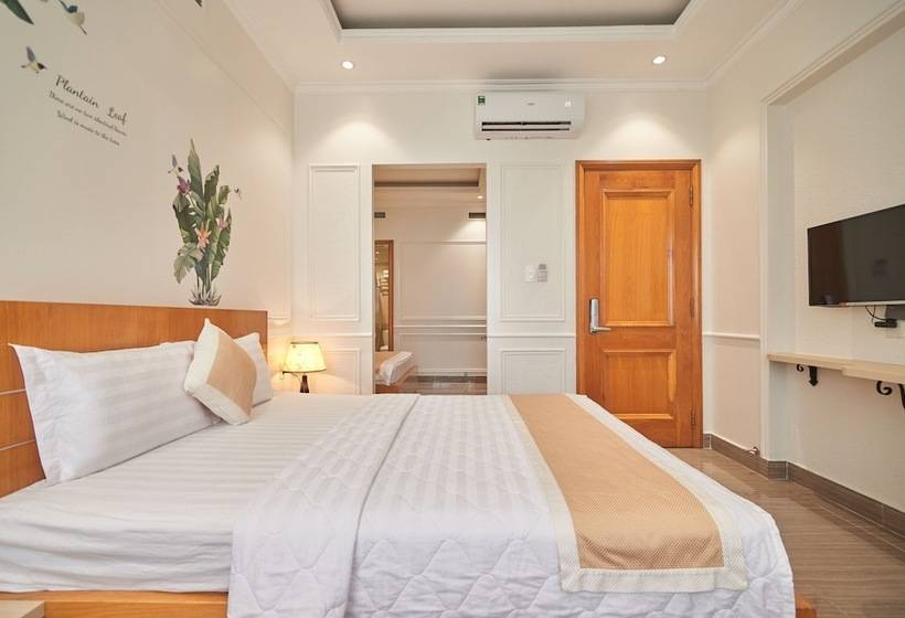 Bin Bin 10   Mimosa Hotel Near Tan Son Nhat Airport