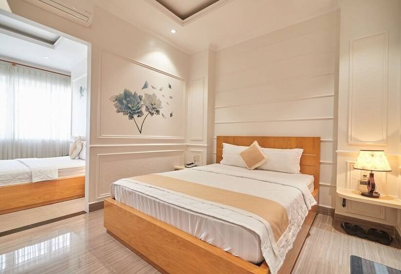 Bin Bin 10   Mimosa Hotel Near Tan Son Nhat Airport