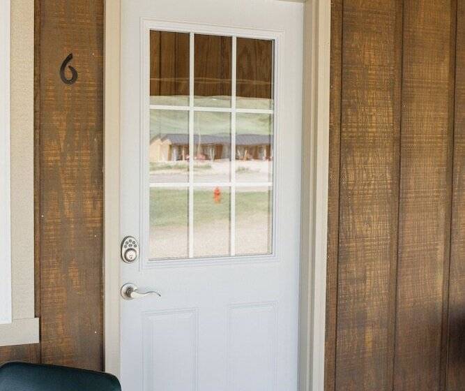 فندق على الطريق The Wagon Wheel