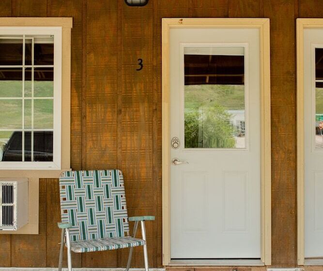 فندق على الطريق The Wagon Wheel