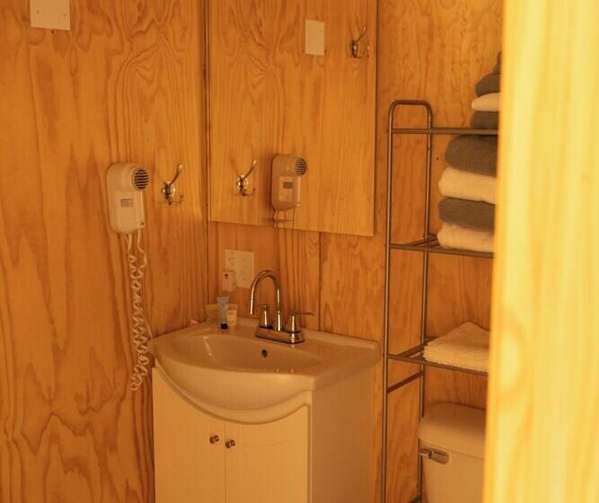 فندق على الطريق The Wagon Wheel