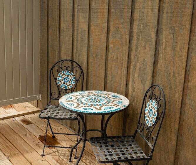 فندق على الطريق The Wagon Wheel