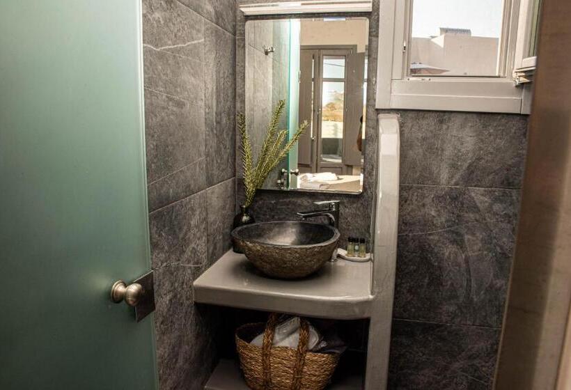 פנסיון Aidani Luxurious Rooms