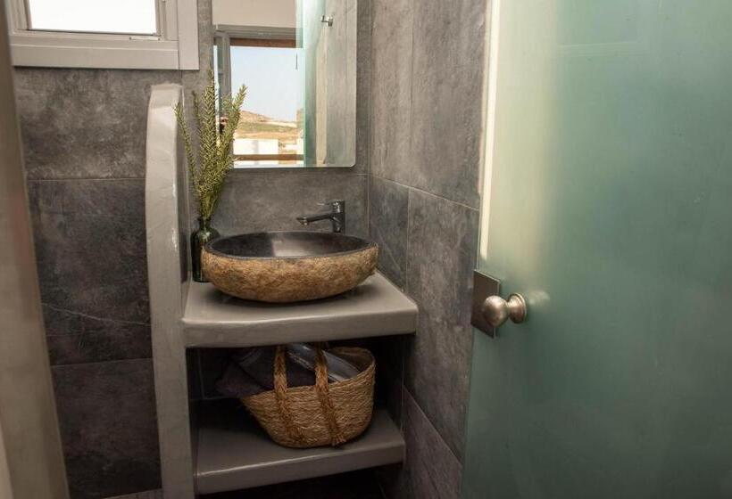 פנסיון Aidani Luxurious Rooms