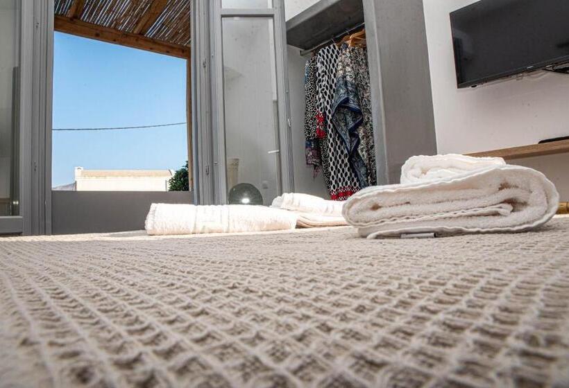 פנסיון Aidani Luxurious Rooms