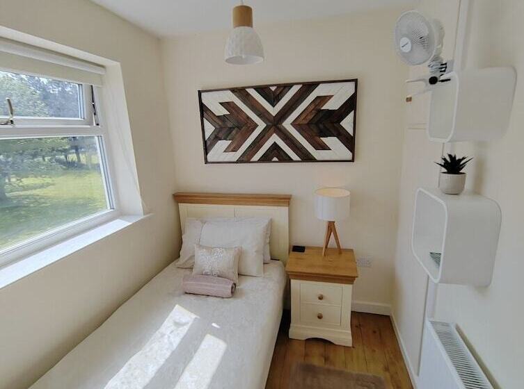 Пансион Castle View Guest House