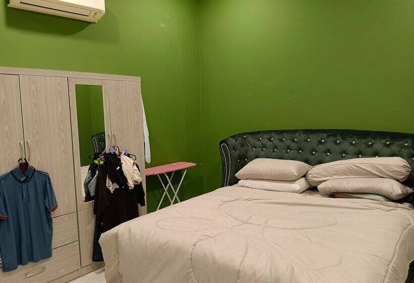 بنسيون Kampung Sungai R&r,homes By Oyo Rooms