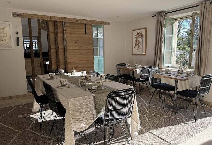 פנסיון Le Moulin Dumas