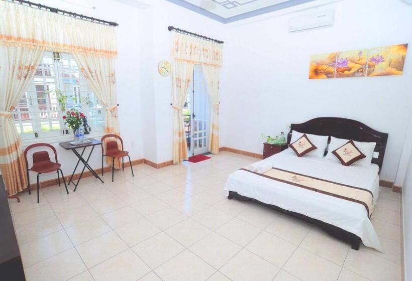 پانسیون Lisa Homestay