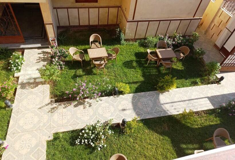 膳宿费 Mikhaila Guest House