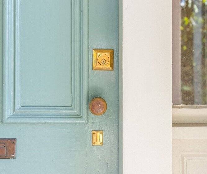 Пансион The House On Taylor