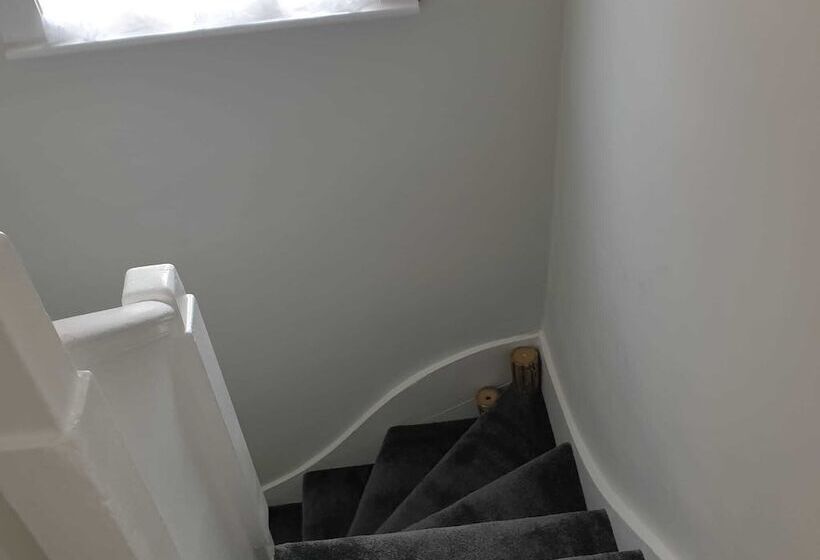 بنسيون Travellers  Choice