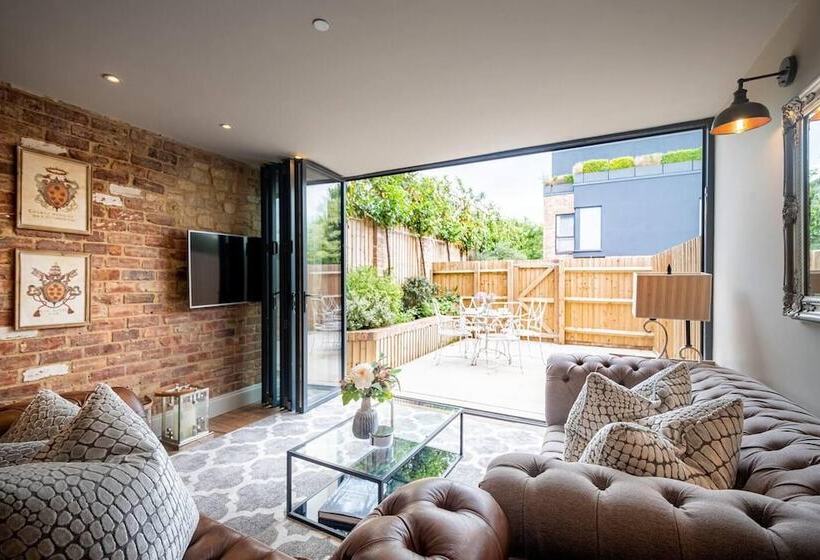 レジデンス Contemporary Luxury Town House Cheltenham