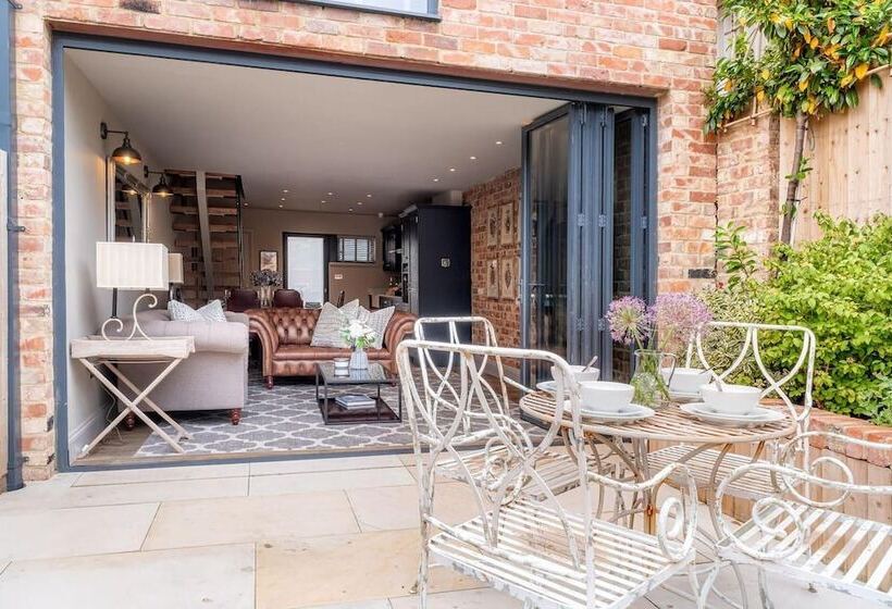 レジデンス Contemporary Luxury Town House Cheltenham