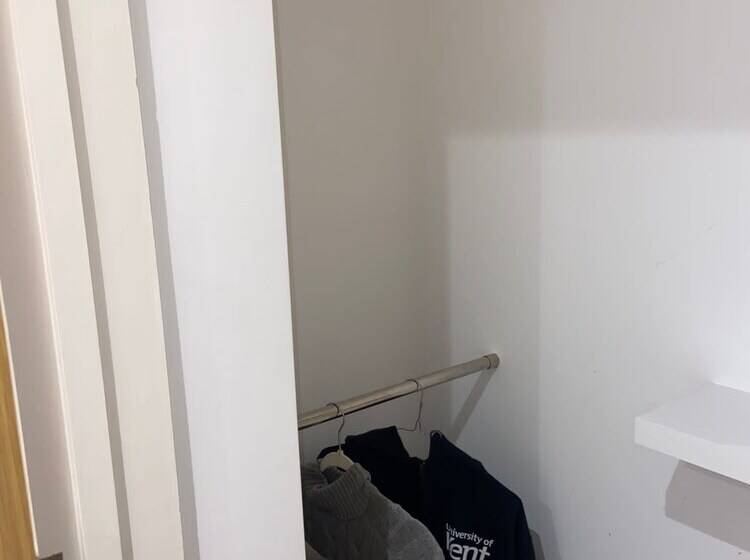 إقامة Immaculate 2 Bed Bungalow In Weybridge