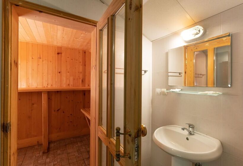 אתר נופש Ecohotel Imenieto