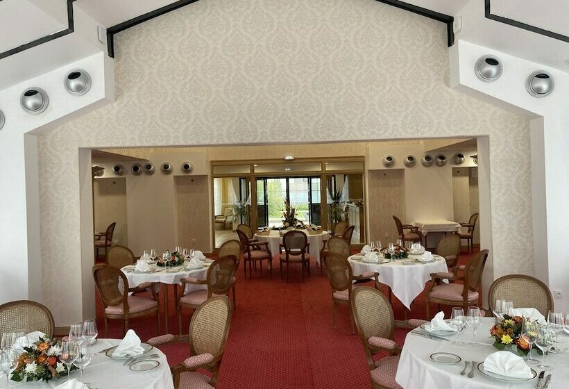 Villa Médicis Saint Cyr L école