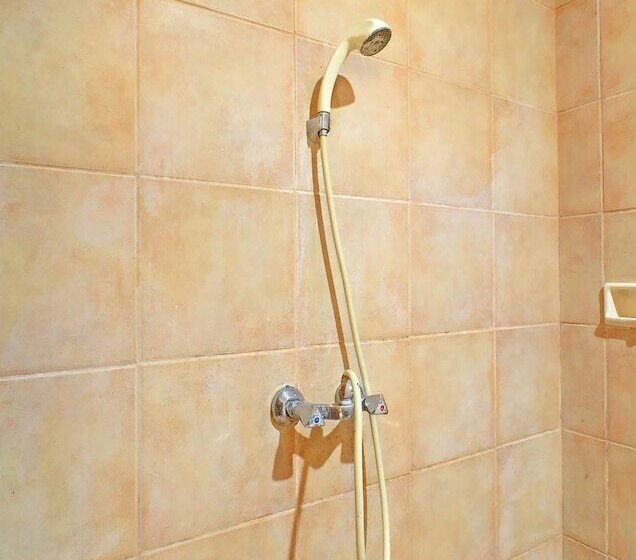 Warna Kedaton Hotel By Oyo