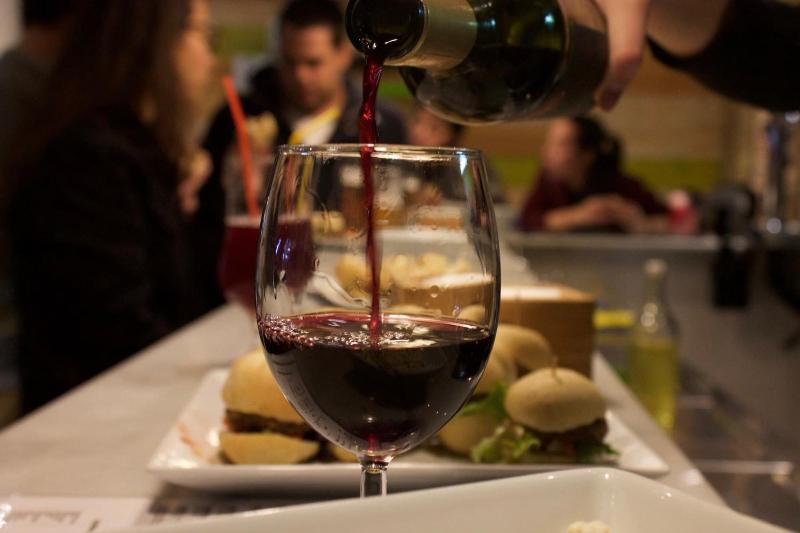 Общежитие Hola Hostal Eixample