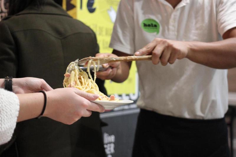 Общежитие Hola Hostal Eixample