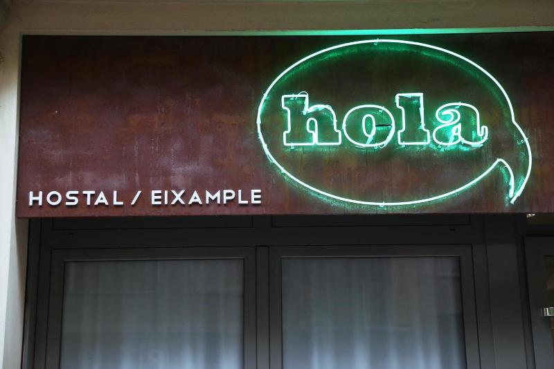 Общежитие Hola Hostal Eixample