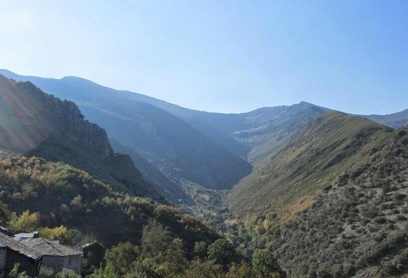 Albergue La Casa Del Peregrino