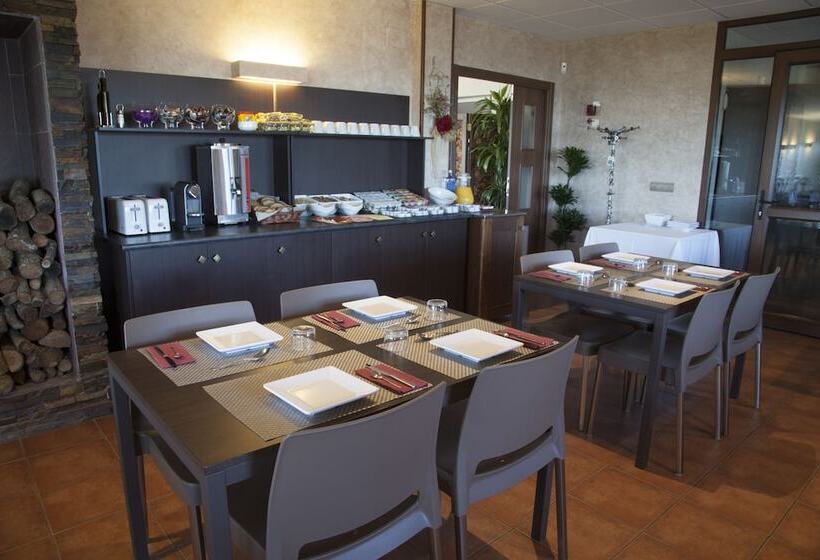 Albergue La Casa Del Peregrino