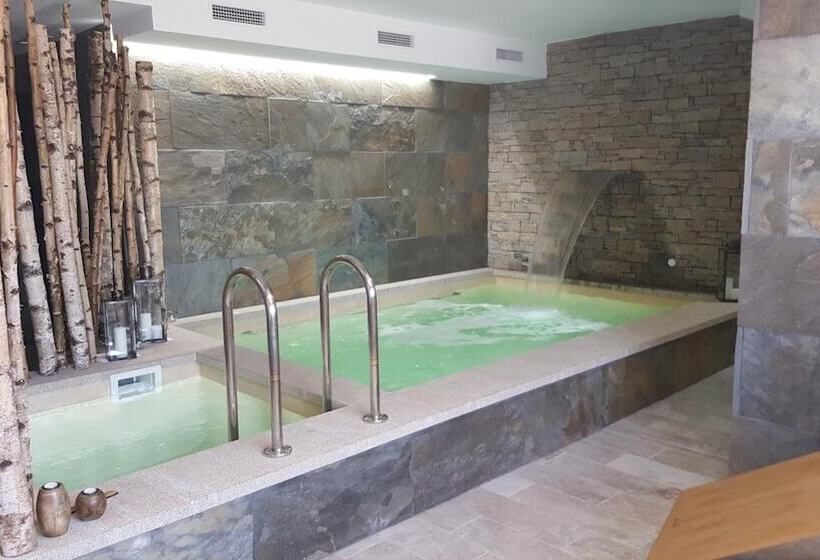 Albergue La Casa Del Peregrino