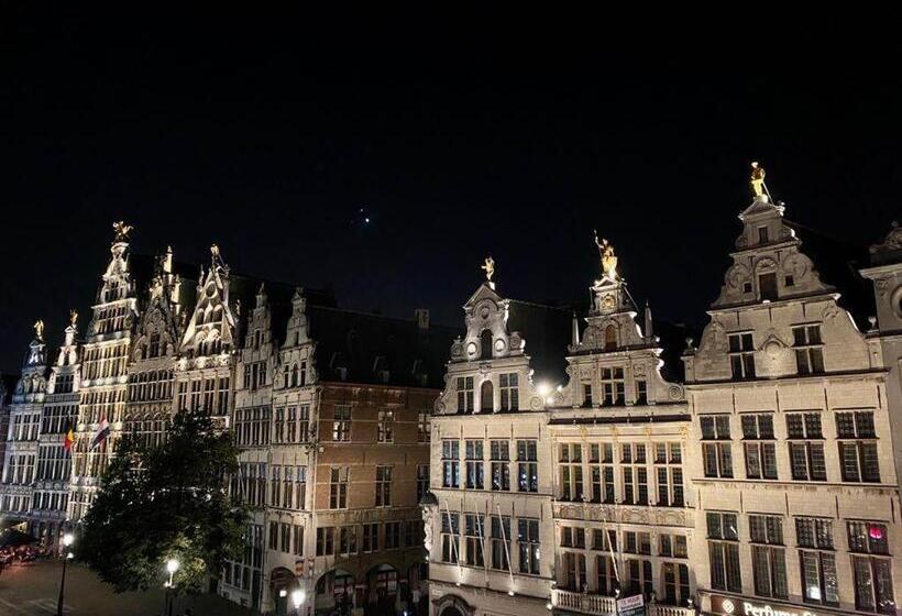 Antwerp City Hostel