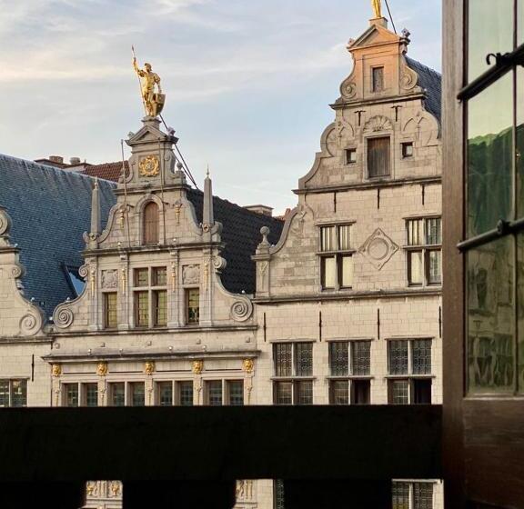 Antwerp City Hostel
