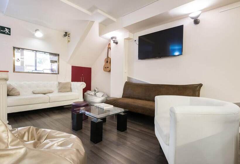 Barcelona & You Hostel Sagrada Familia