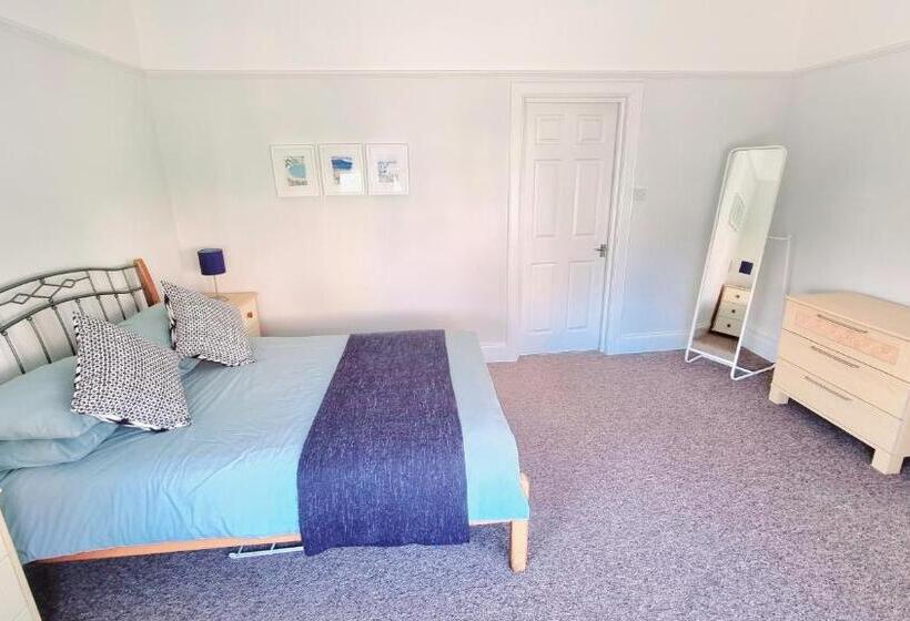 Beachcomber Holiday Apartments