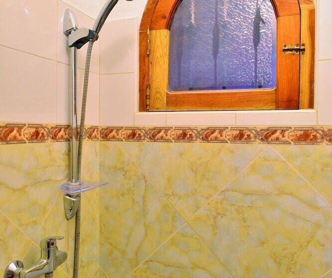 تختخواب و صبحانه Hostal Cuba