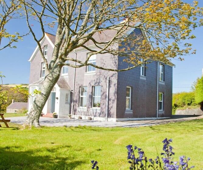 مبيت وإفطار The Old Vicarage