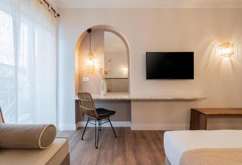 Blue Paradise Studios