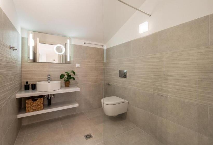 Blue Paradise Studios