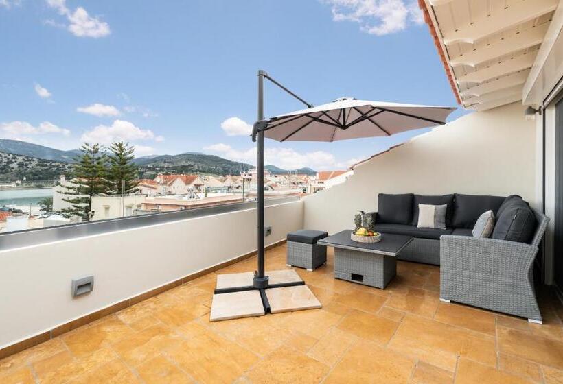 Blue Paradise Studios