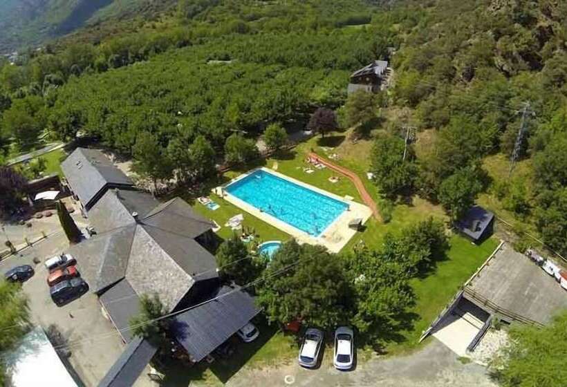 Camping Bungalows La Borda Del Pubill