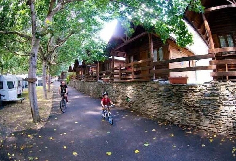 Camping Bungalows La Borda Del Pubill