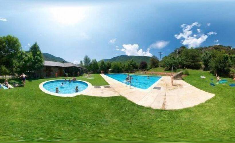 Camping Bungalows La Borda Del Pubill
