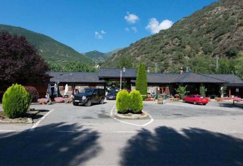 Camping Bungalows La Borda Del Pubill