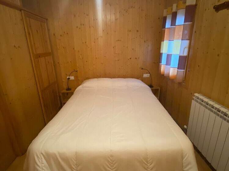 Camping Bungalows La Borda Del Pubill