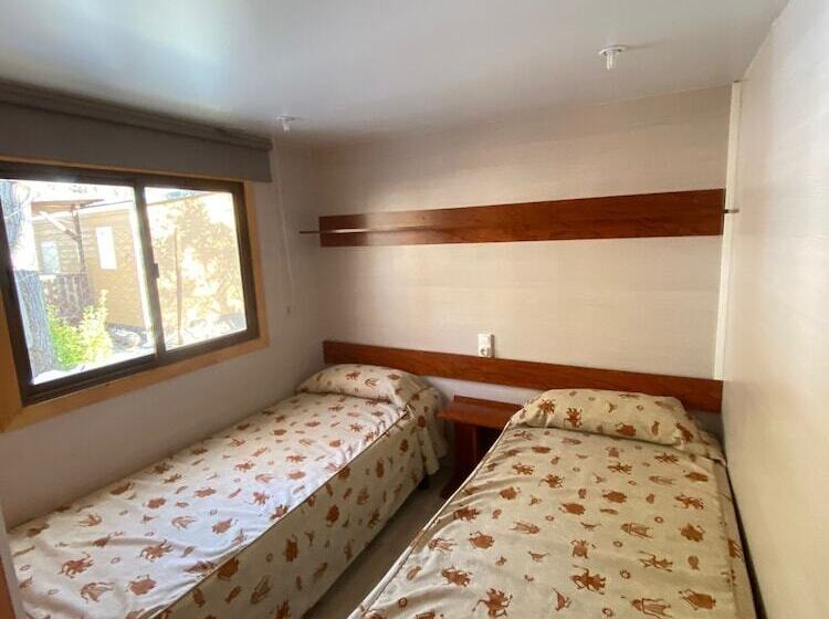 Camping Bungalows La Borda Del Pubill
