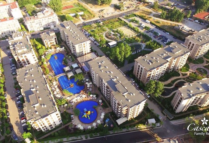 Cascadas Family Resort